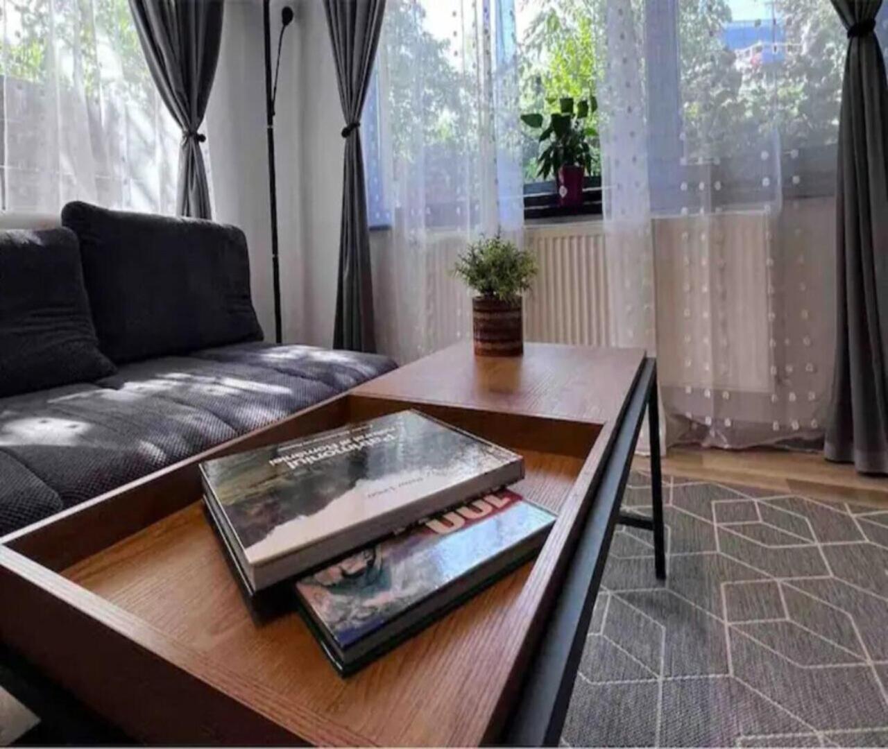 Vila Luminoasa Cu Curte Privata Bucureşti Ngoại thất bức ảnh
