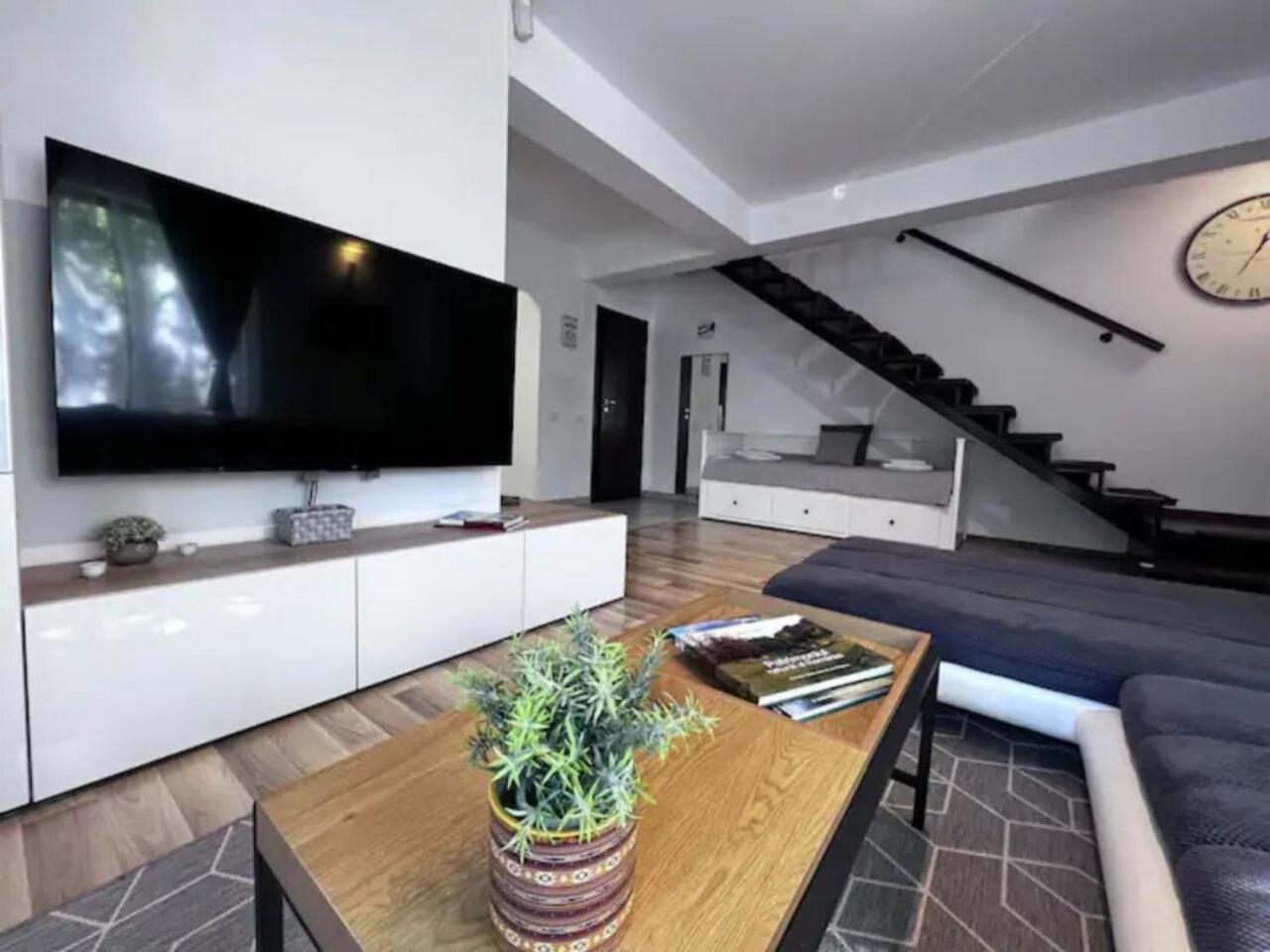 Vila Luminoasa Cu Curte Privata Bucureşti Ngoại thất bức ảnh