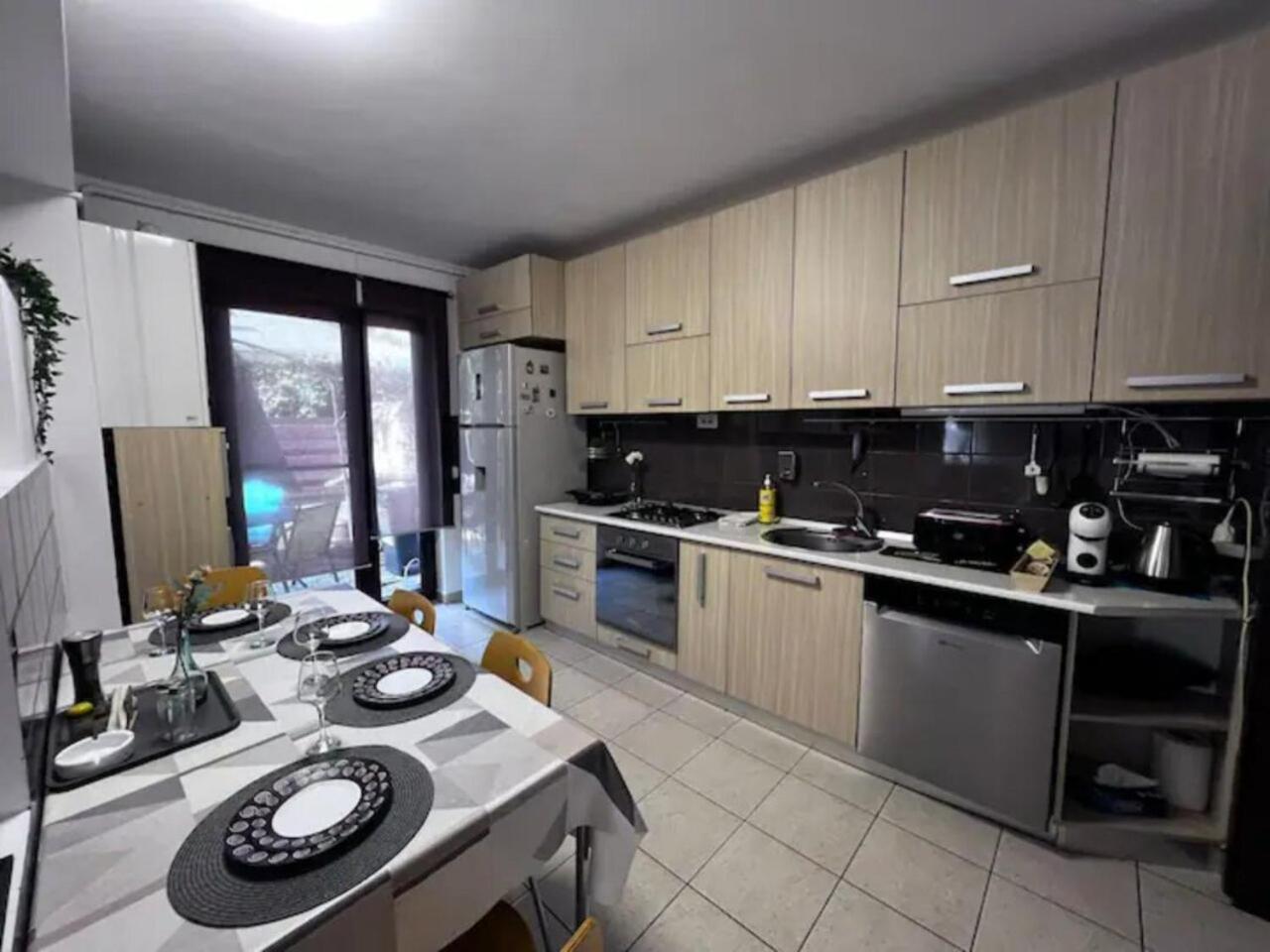 Vila Luminoasa Cu Curte Privata Bucureşti Ngoại thất bức ảnh