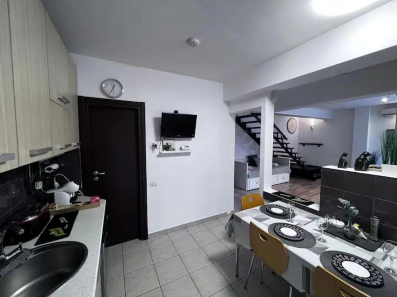 Vila Luminoasa Cu Curte Privata Bucureşti Ngoại thất bức ảnh