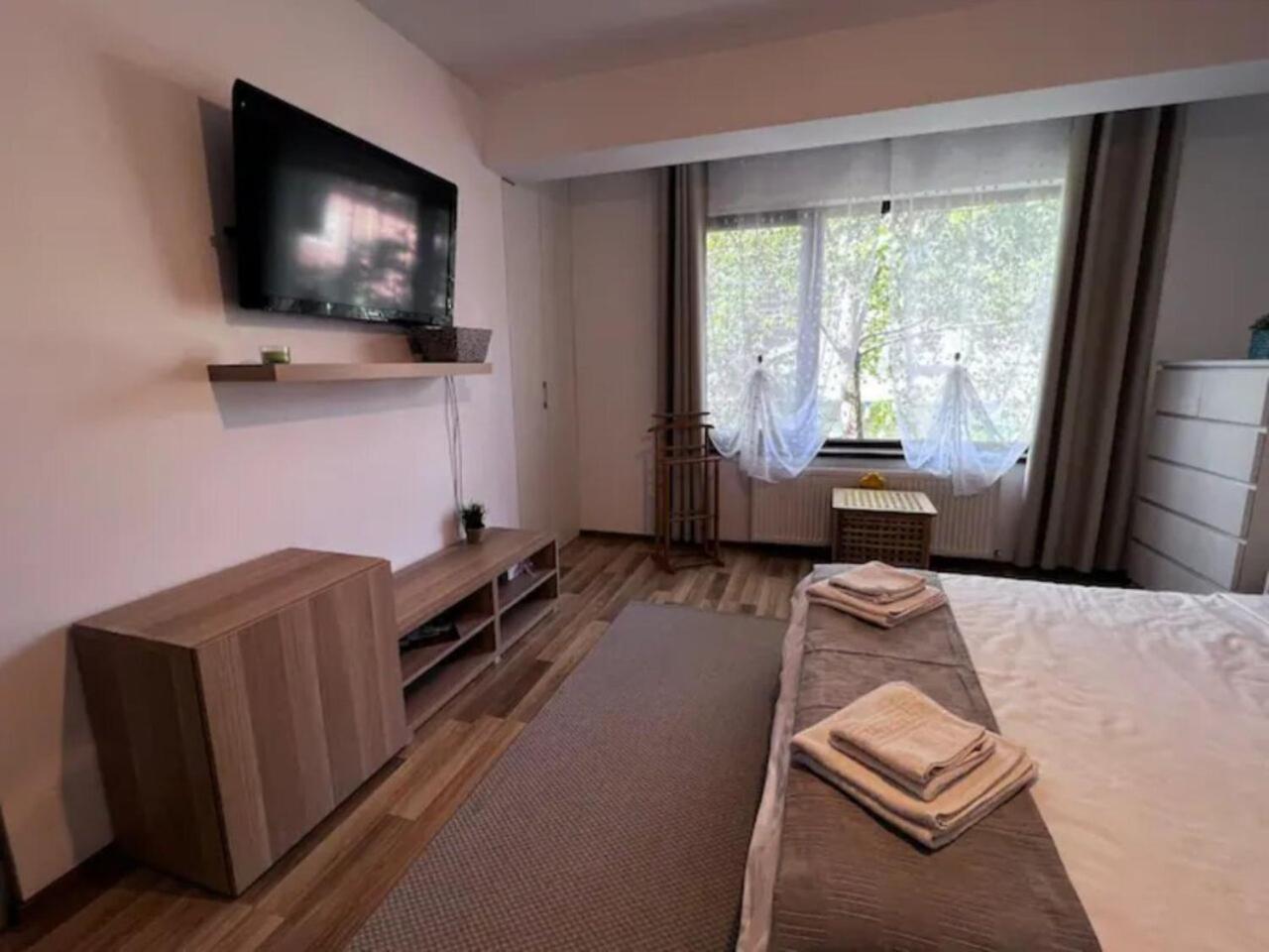 Vila Luminoasa Cu Curte Privata Bucureşti Ngoại thất bức ảnh